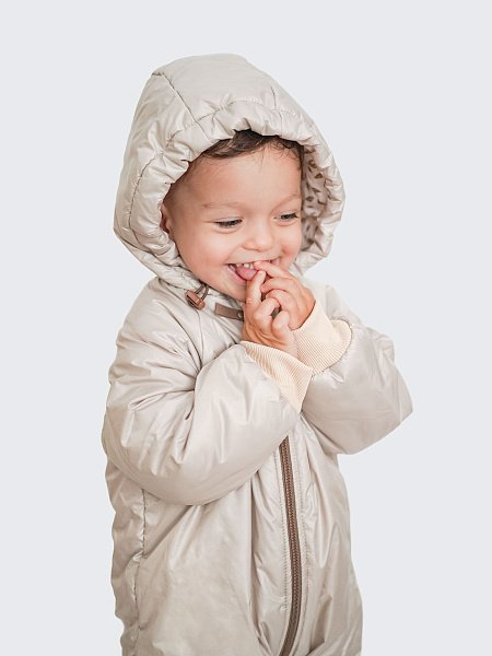 Утепленный комбинезон с манжетами