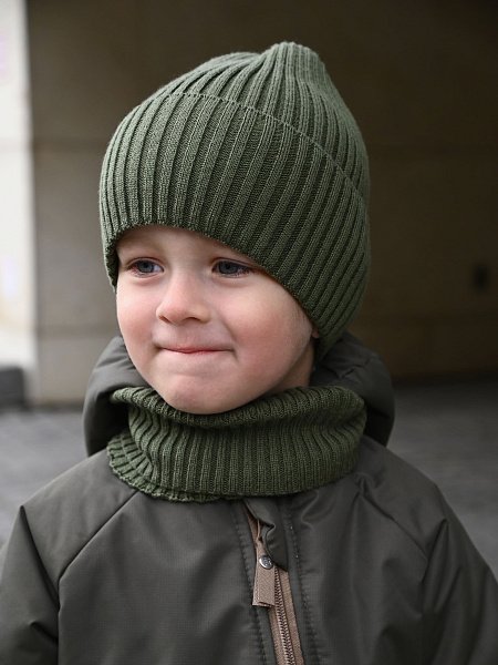 Комплект шапка и снуд